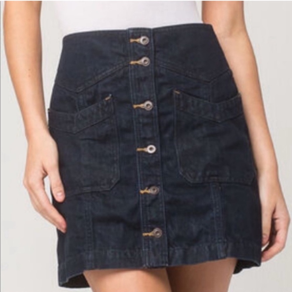 FREE PEOPLE Come a Little‎ Closer Skirt Mini Corduroy Black 12